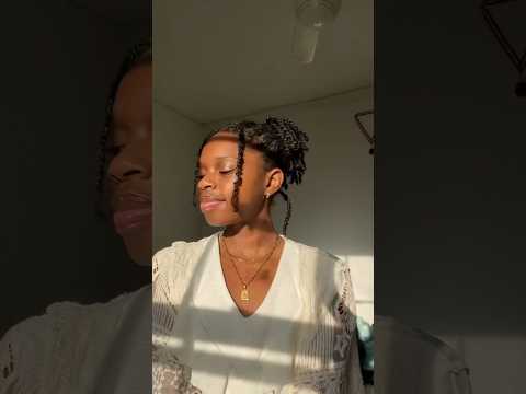 How long do you keep your twist in? I love how low maintenance twist are!!!