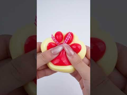 BUBU Unboxing Squishy 🐾🐾 Yellow Red Cat Paw #squishy #satisfying #shorts