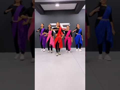 mala mhantyat punyachi maina song status Instagram virel Dance video