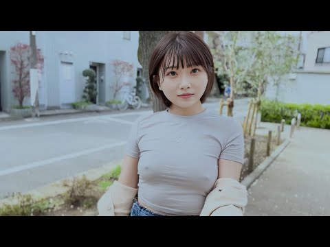 【ノーブラ散歩】大学1年生がノーブラで桜見に行ったら...