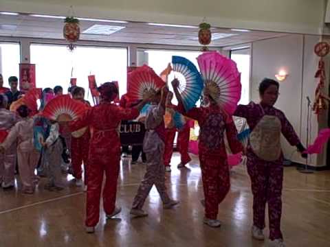 Fan Dance Feb2010.AVI