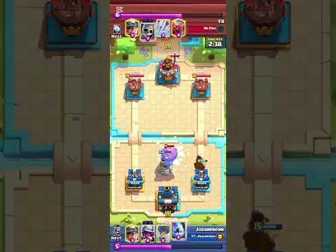 Clean king activation 🙂‍↔️ #clashroyale #subscribe #supercell #aura #balloon