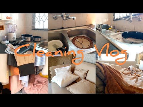 VLOG - Cleaning | Folding My Laundry | End Of Week Journal Prompts | Tidying Up