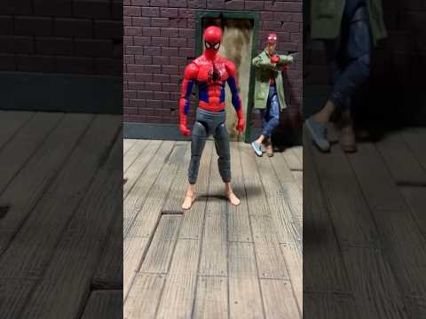 Posing Spider-Man Across the spider verse Peter B Parker #marvellegends #acrossthespiderverse