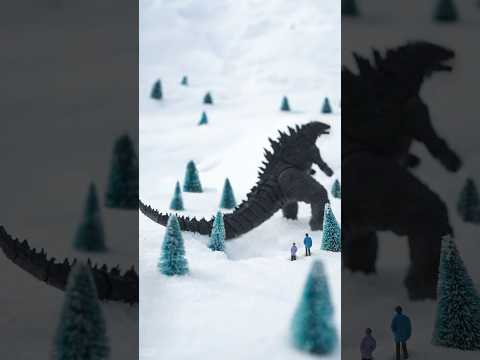 Well ya don’t see that everyday… #godzilla #photography #miniature