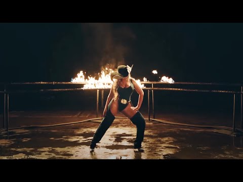 Beyoncé - TEXAS HOLD 'EM (Music Video)