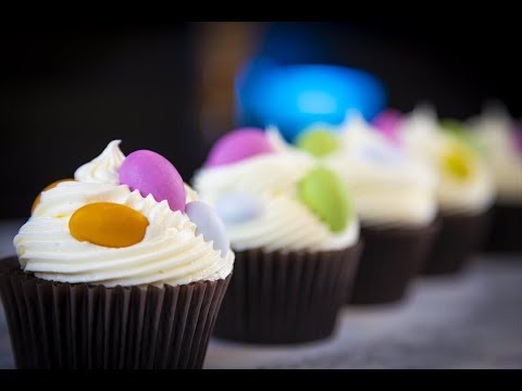 RICH and MOIST Chocolate Cupcakes | OOH Kitchen