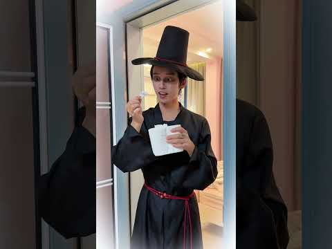 Rumi knows how to share#kpop#kpopdemonhunters#rumi#huntrix