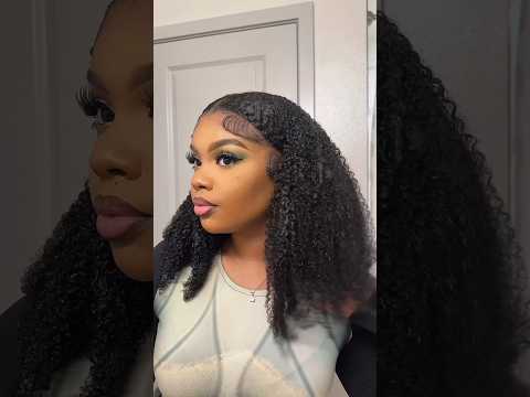 Style curly clip-ins with me! #curlsqueen #curls