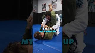 How to defend against the triangle choke
