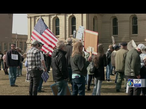 Veterans demonstrate at the Capitol