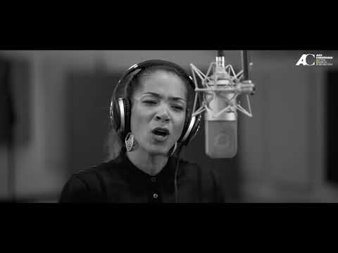 Alex Christensen & The Berlin Orchestra (ft. Yass) - No Limit
