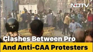 Clash Between 2 Groups Near Anti-CAA Protest Site In Northeast Delhi