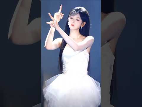 Chinese Girl’s Dance Moves Went Viral#Shorts Her Dance Broke the Internet#Viral Shorts||