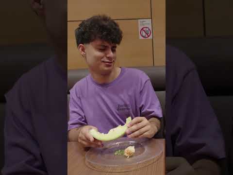 Trying The World’s Most Expensive Fruit..