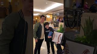 Ben Verlander Signing Autographs BBWAA 2023 HD #benverlander #tigers #mlb #baseball #fox #nyc