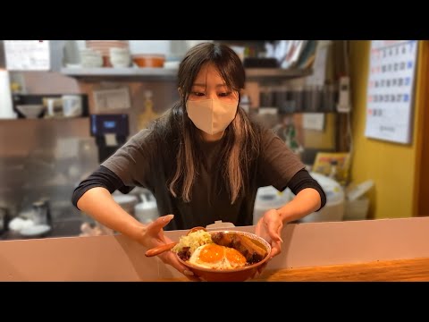 Beautiful Mother and Daughter Duo Create a Giant Pork and Egg Rice Bowl!