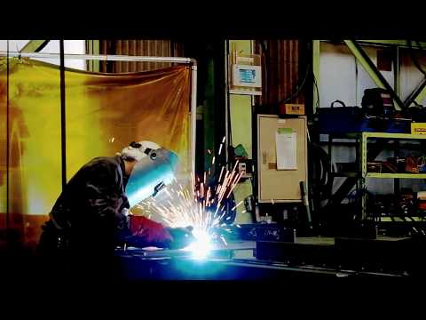 三昭機工：フルデジタル半自動溶接機