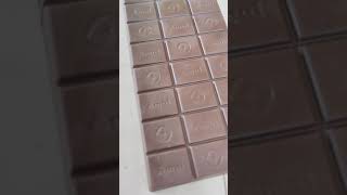 A Giant Choclate #VeryBigChoclate #ÀmulDarkChoclate #RudraFunWorld #RFW