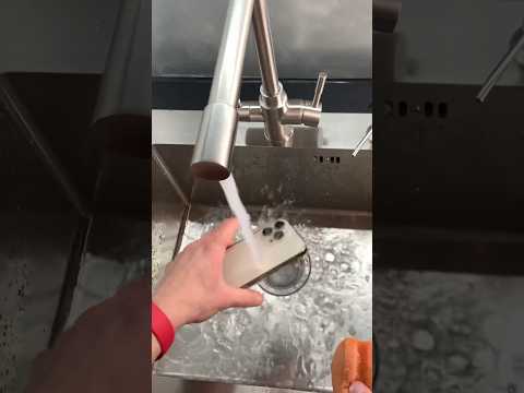iPhone 14 pro max vs water 💦🌊😨