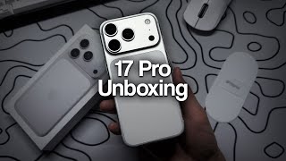 iPhone 17 Pro Silver Unboxing + How I Customize iOS 26