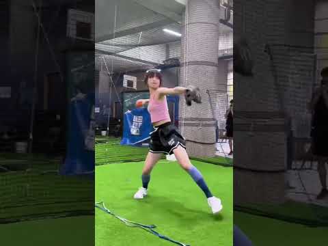 棒球的路上，每一刻都不能鬆懈✨✨今天也是充實的一天呢！         #台灣 #baseball #野球女子 #lolo #投球