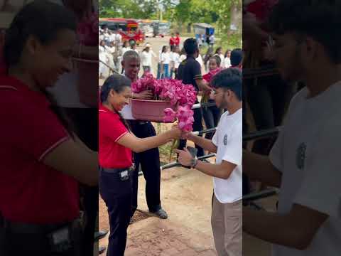 පිනි බුදුවක පණ නල සසරේ.. මේ ඔයාලට ලැබෙන අවසාන අවස්ථාවයි...